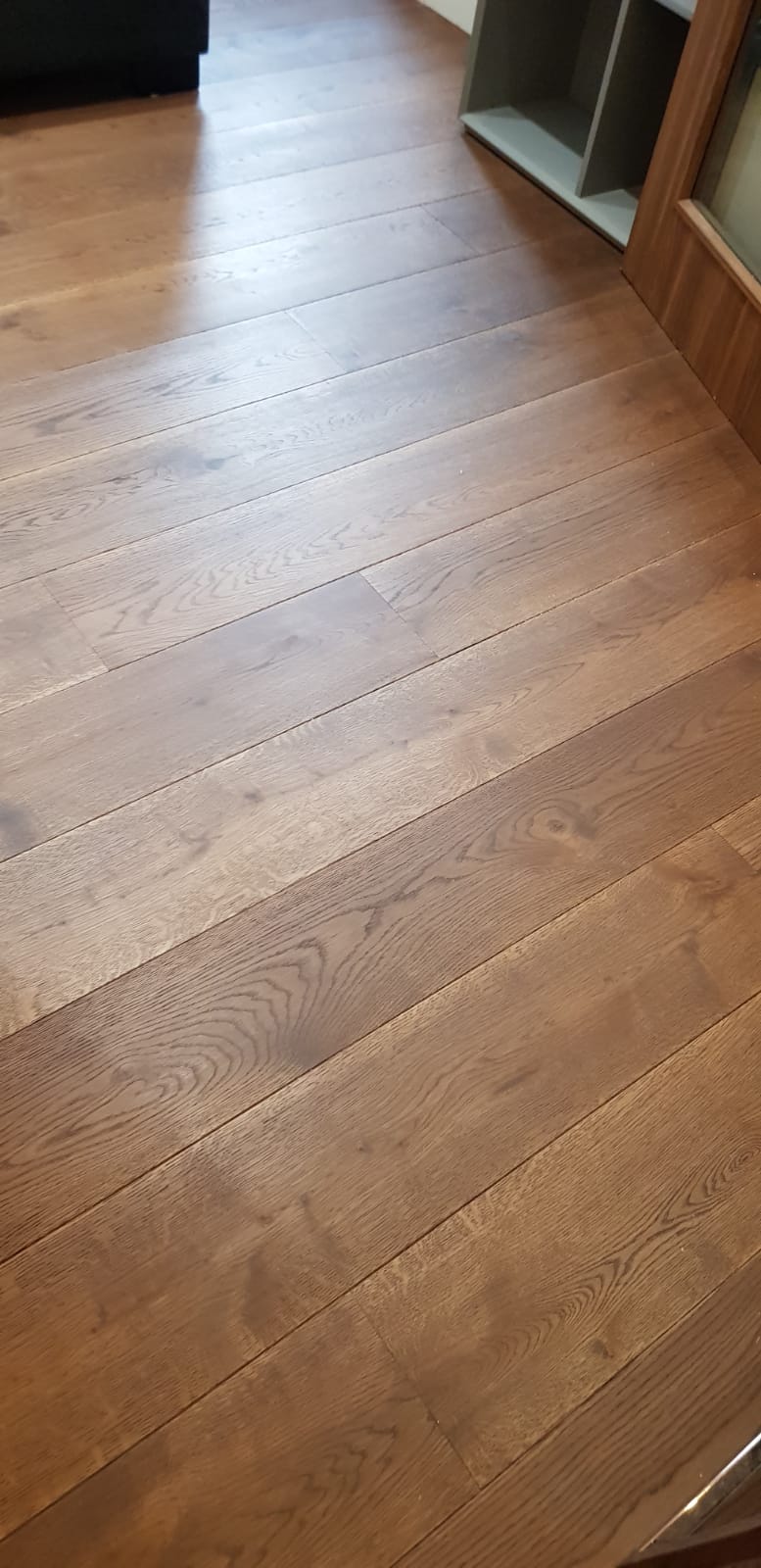Staki Oak Chestnut Instalment In Knightsbridge-1