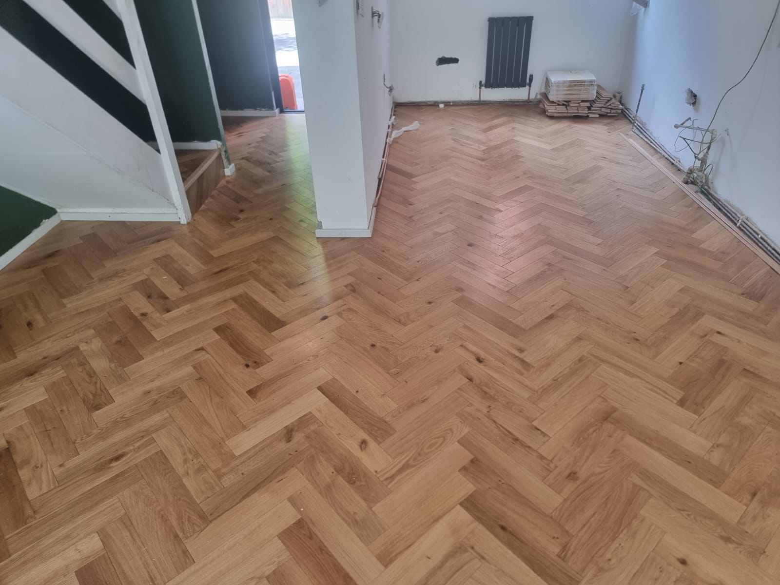 Hermosa Illuminada Installation In Borough-1