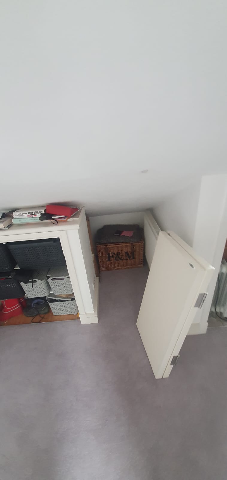 Lano Carpets Velvet Dream 800 Black Installation In Putney-1