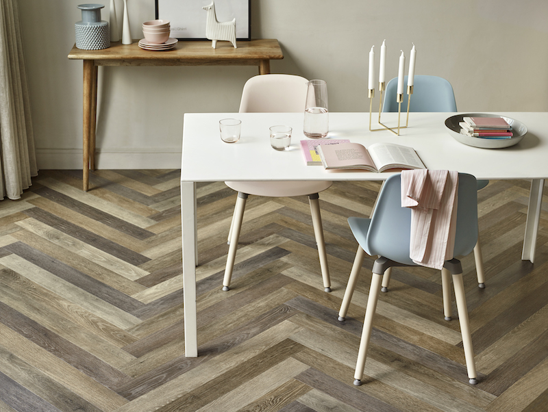 Amtico Spacia Blackened Spa Wood SS5W3025, Luxury Vinyl Tile (LVT) Flooring, feature detail
