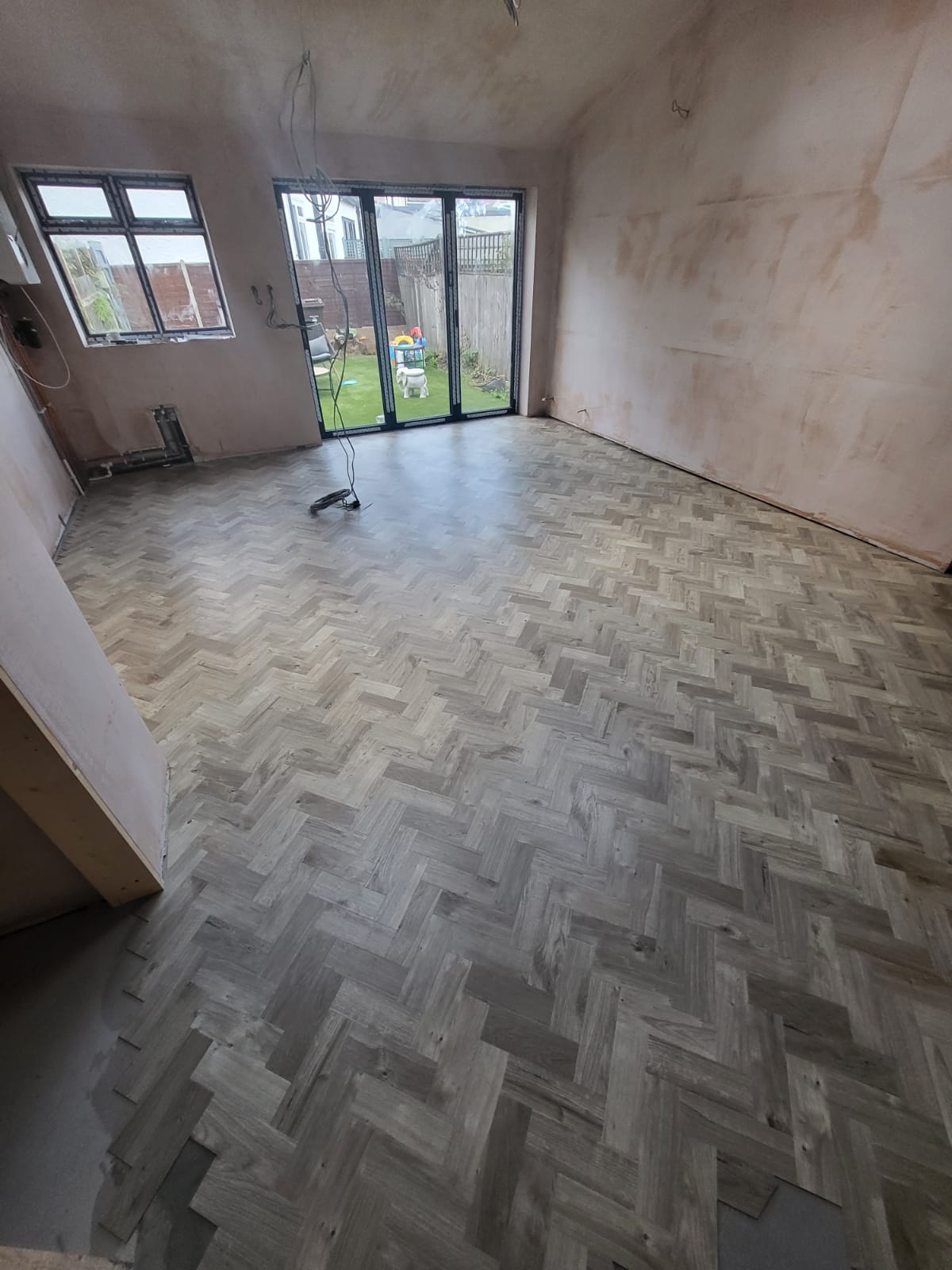 Amtico Spacia Sun Bleached Oak installation in Lambeth-2