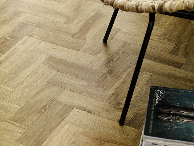 Rural Oak in Parquet Laying Pattern (Cameo)