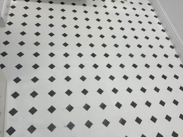 Amtico Signature Keystone Glint Orb & Cumbrian Slate installation in Earls Court