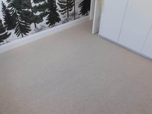 Crucial Trading Wool Rustica carpet installation in Earls Court