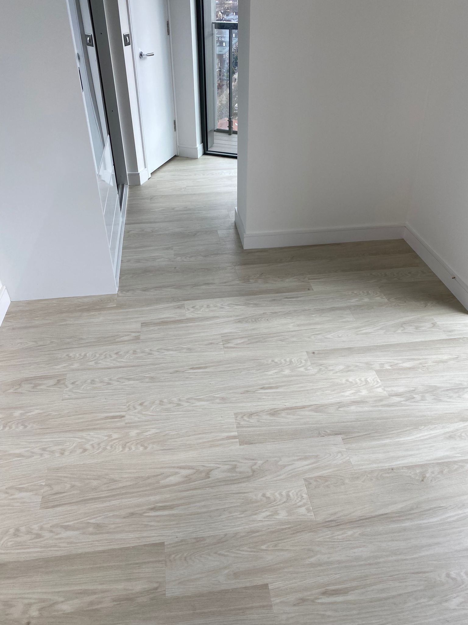 Amtico Spacia White Oak installation in Wimbledon-1