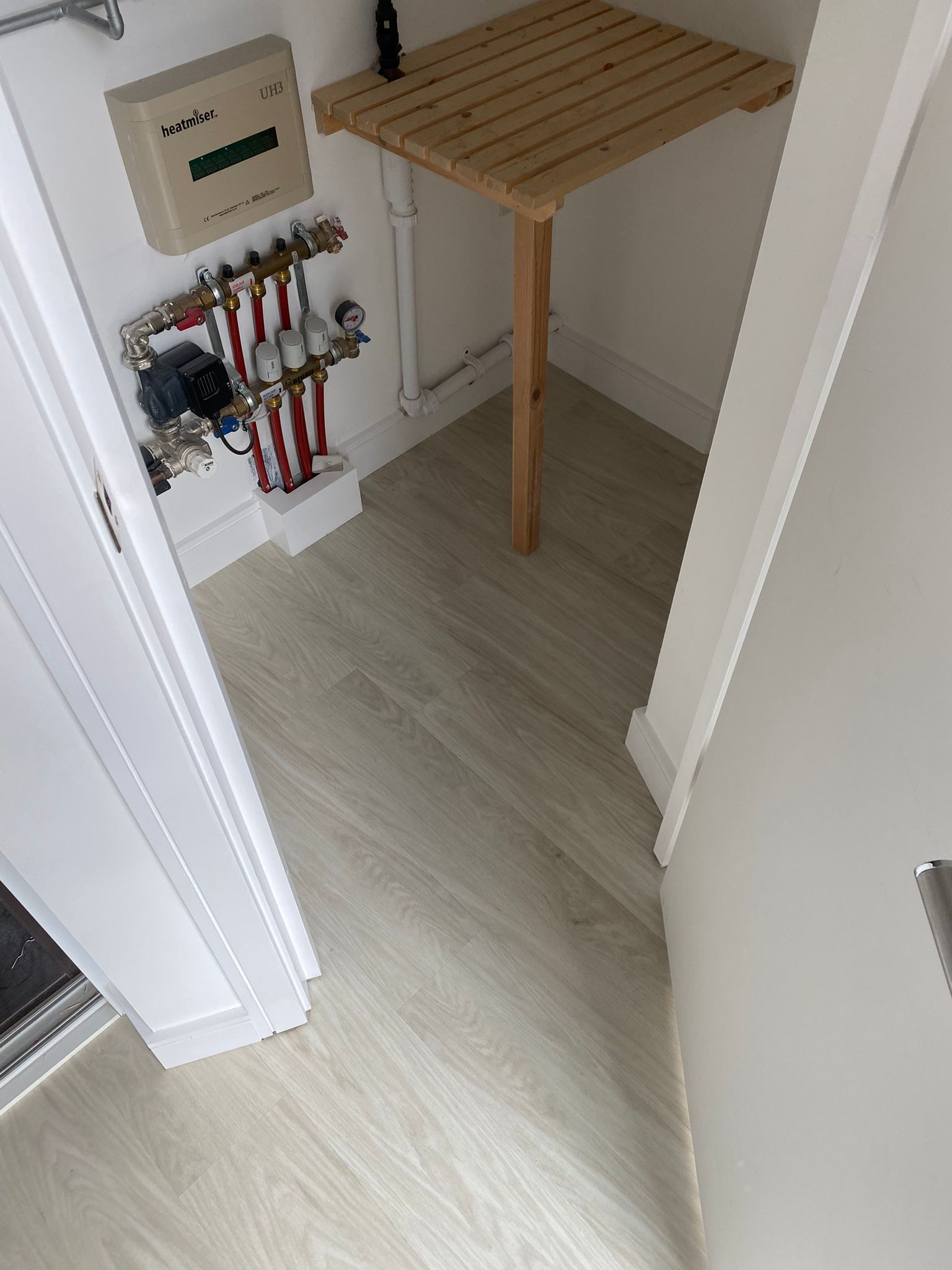 Amtico Spacia White Oak installation in Wimbledon-2