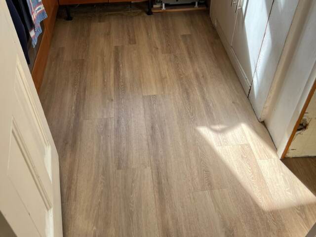 Amtico Spacia Muted Oak fitting in Chiswick
