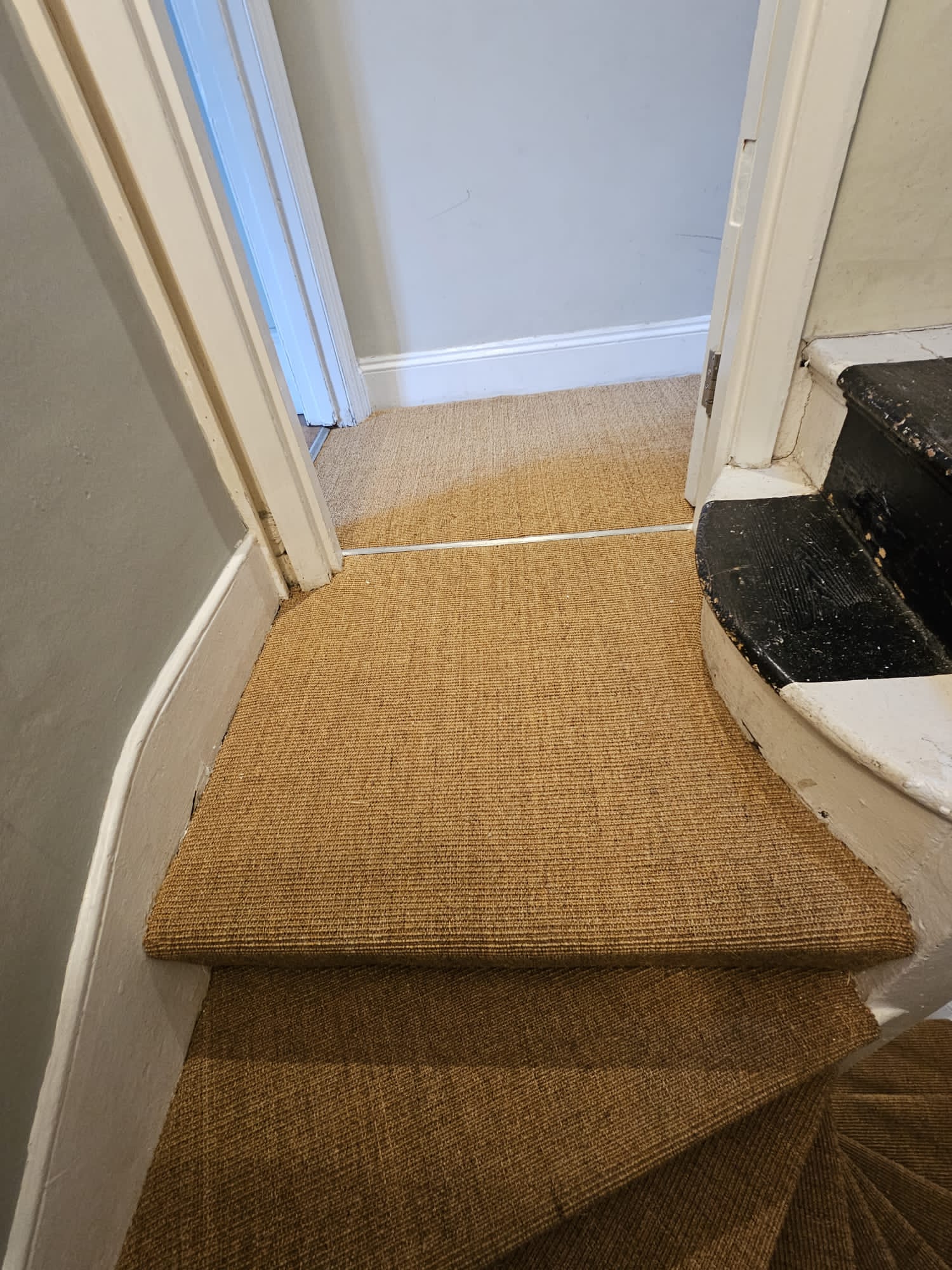 Fibre Carpets Sisal Boucle Saffron installation in Lambeth-0