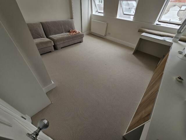 Unnatural Flooring New England Cooperstown carpet installation in Ealing