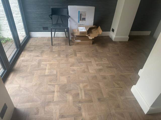 Amtico Signature Brushed Oak fitting in St John’s Wood