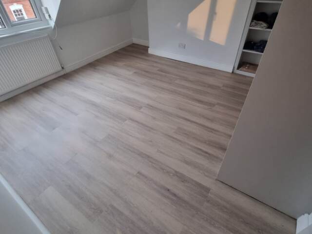 Amtico Spacia Featured Oak installation in Chelsea