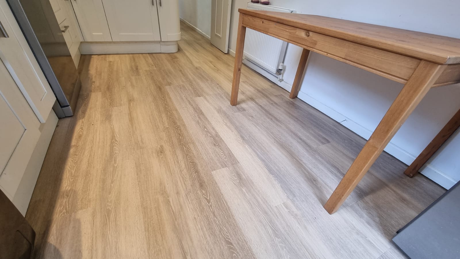 Amtico Spacia Muted Oak installation in Canary Wharf-1