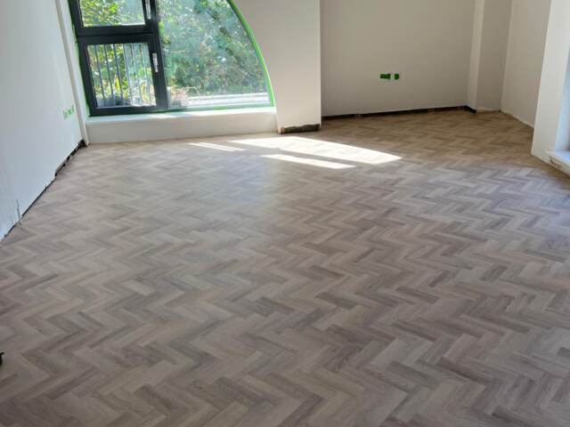 Amtico Spacia Powdered Oak fitting in Croydon