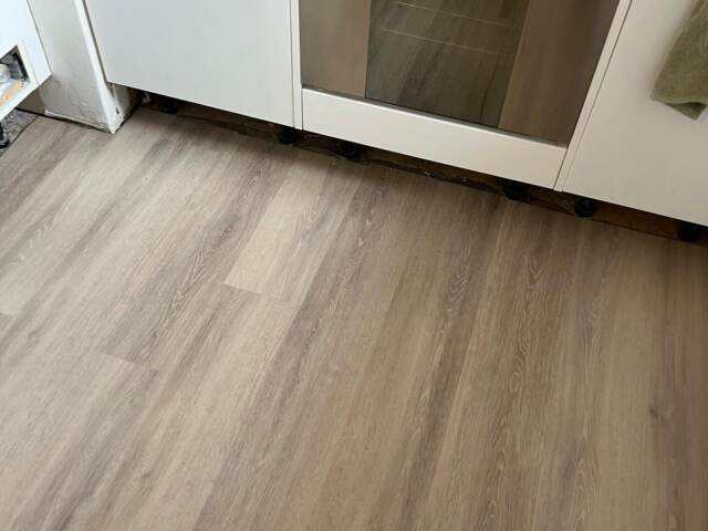 Amtico Spacia Powdered Oak installation in Notting Hill