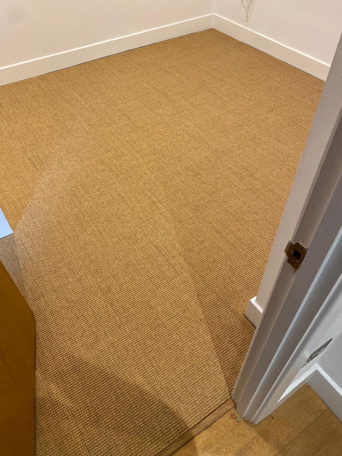 Kersaint Cobb Sisal Big Boucle Cognac carpet installation Mayfair-1