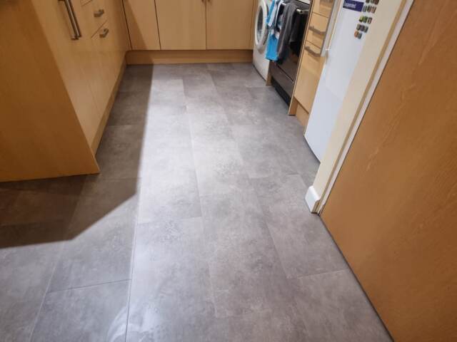 Amtico Click Smart Auburn Portland installation in Docklands