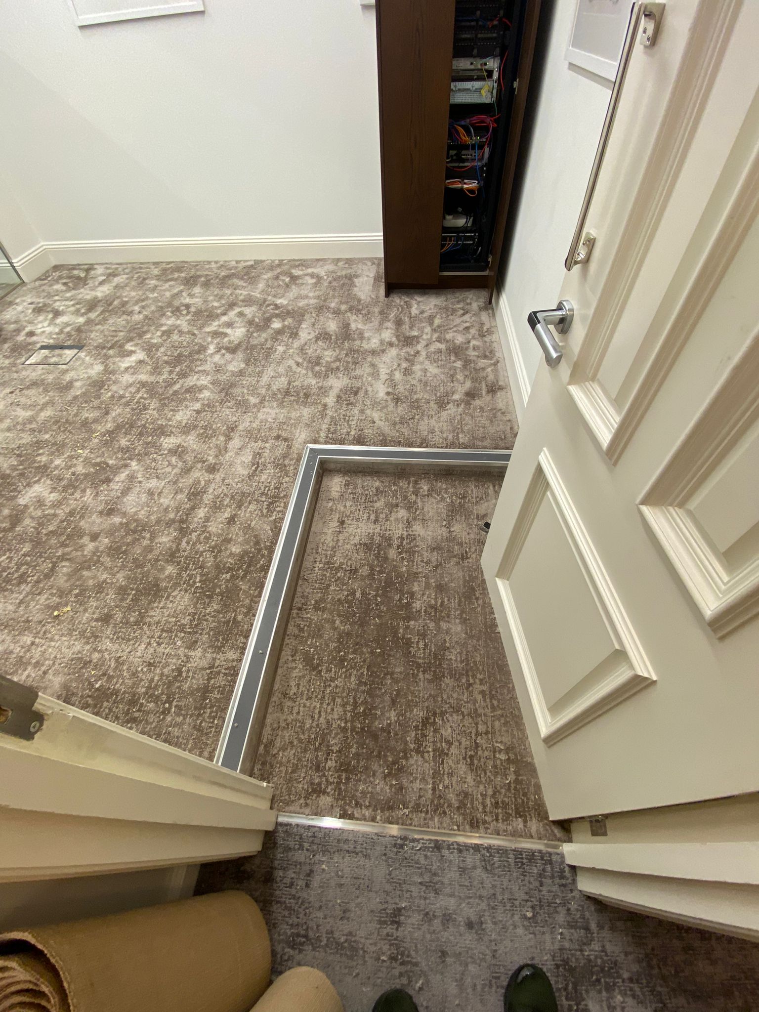 Rols Carpets Luna Titanium installation in Belgravia-0