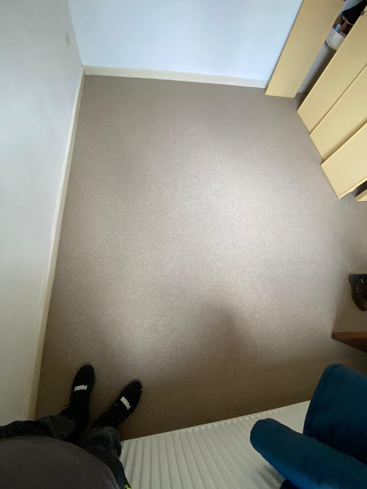 Kersaint Cobb Pampas Boucle 995 carpet installation in Mayfair-0