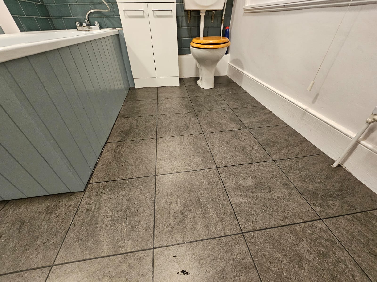 Amtico Signature Stria Volcanic installation in Docklands-0