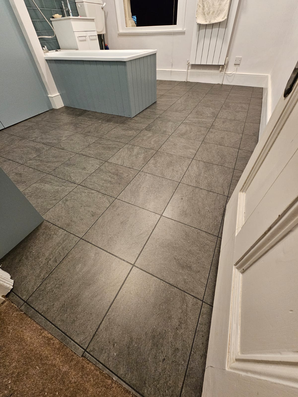 Amtico Signature Stria Volcanic installation in Docklands-2