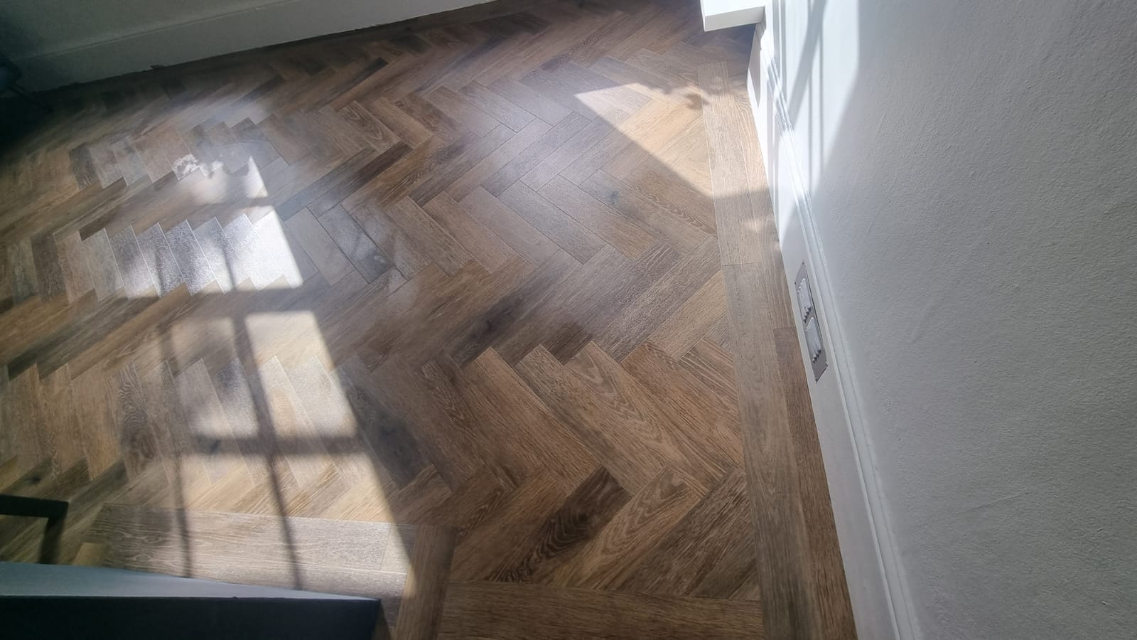 Amtico Spacia Noble Oak installation in Chelsea-2