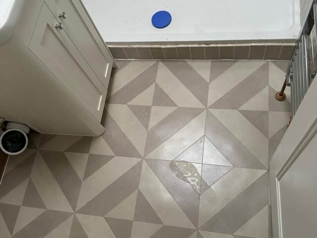 Amtico Signature Gatsby Square Small DC569 installation in Westminster