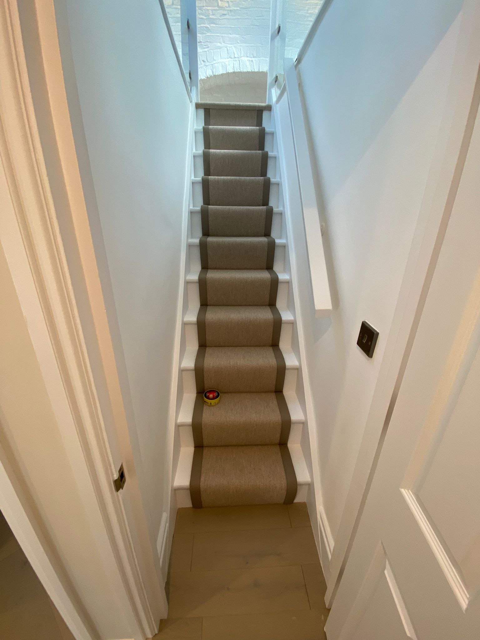 Likewise London Pot Pourri Pumice 03 carpet installation in Marylebone-2