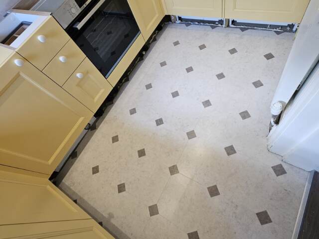 Amtico Signature Key Stone Small DC514 installation in Docklands