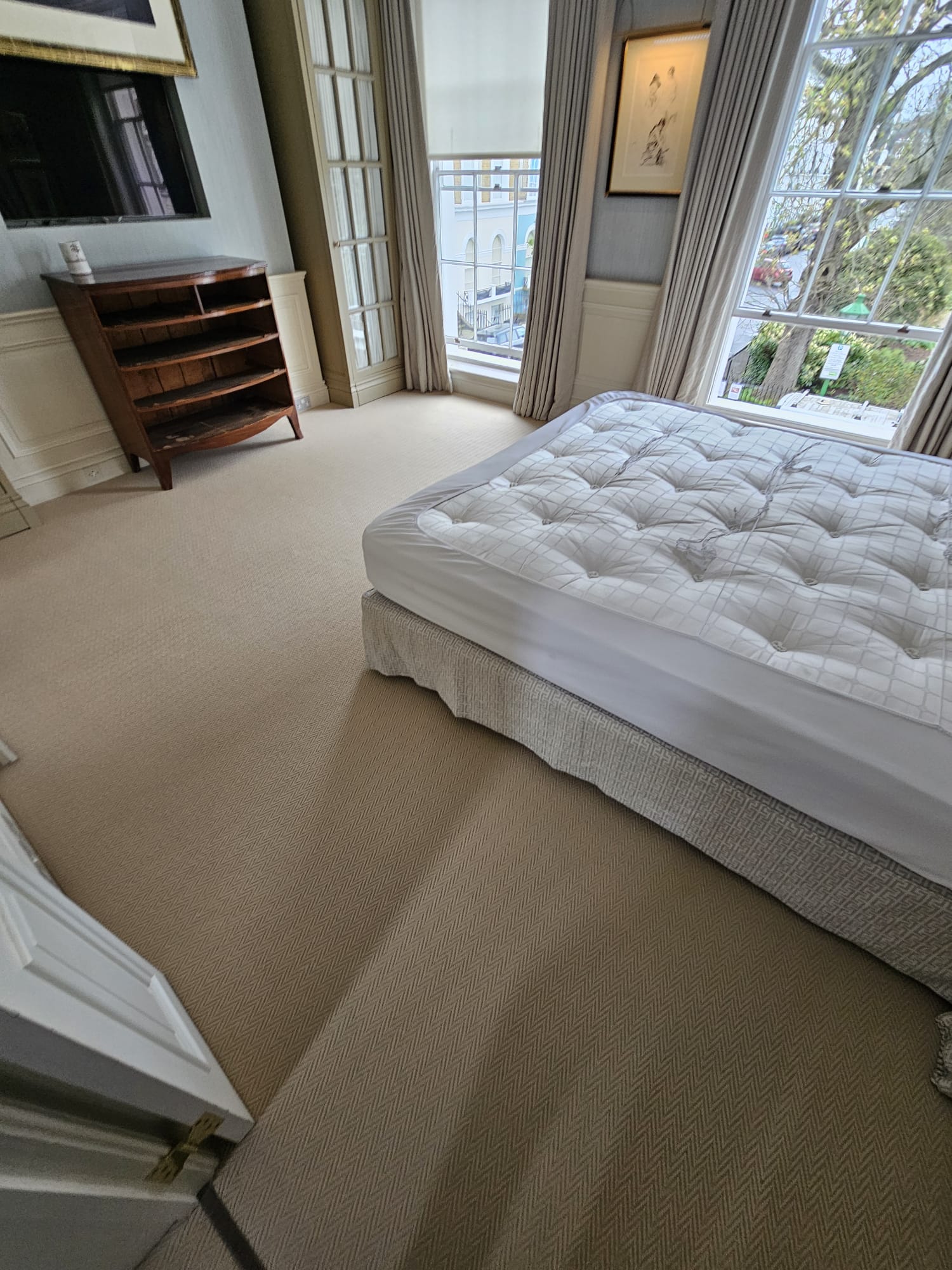 Fibre Carpets Wool Herringfine Bank installation in Chiswick-1