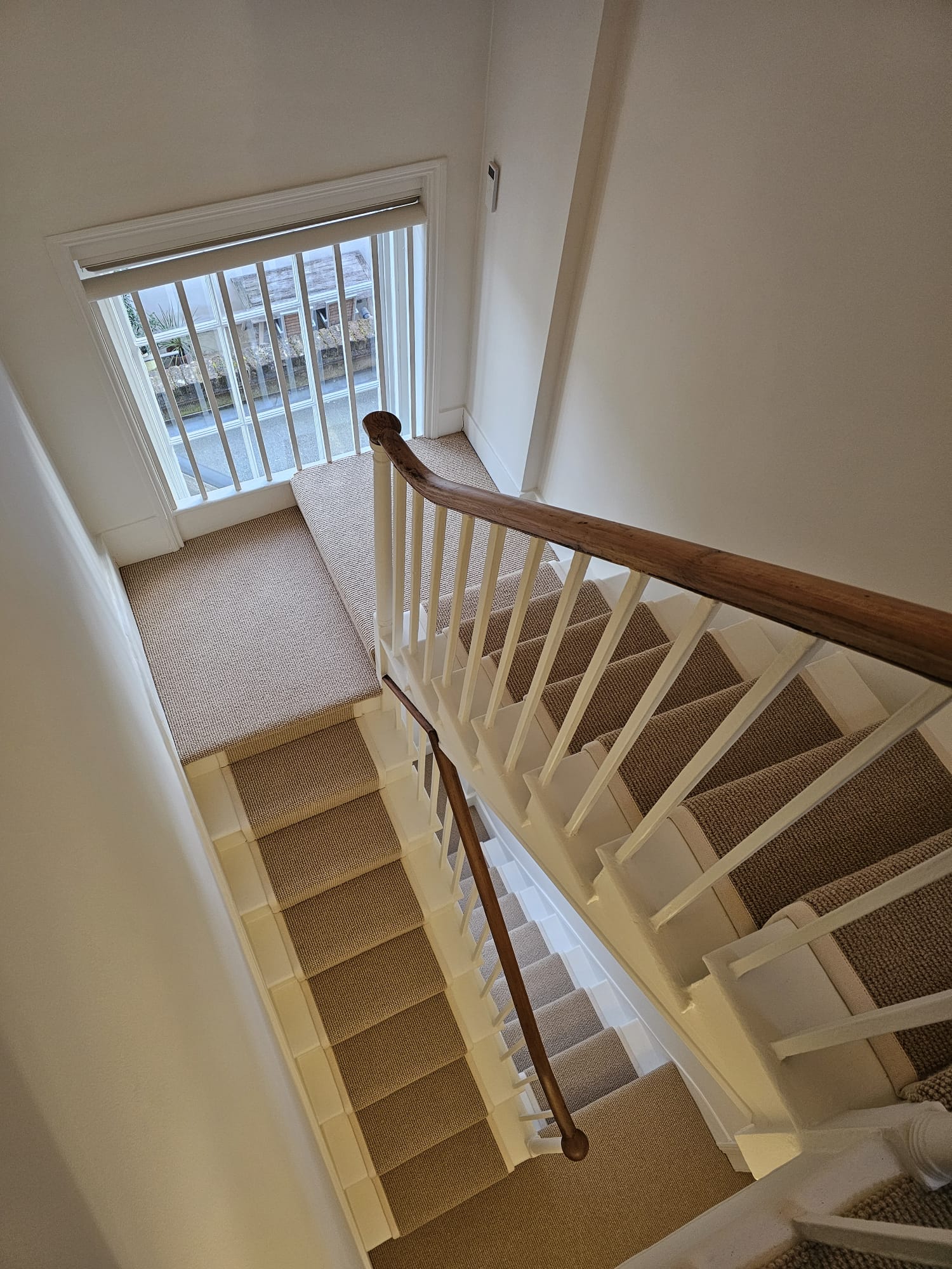 Kersaint Cobb Pampas Boucle 119 carpet installation in Earls Court-1