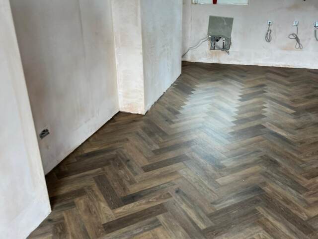 Amtico Spacia Noble Oak installation in Ealing