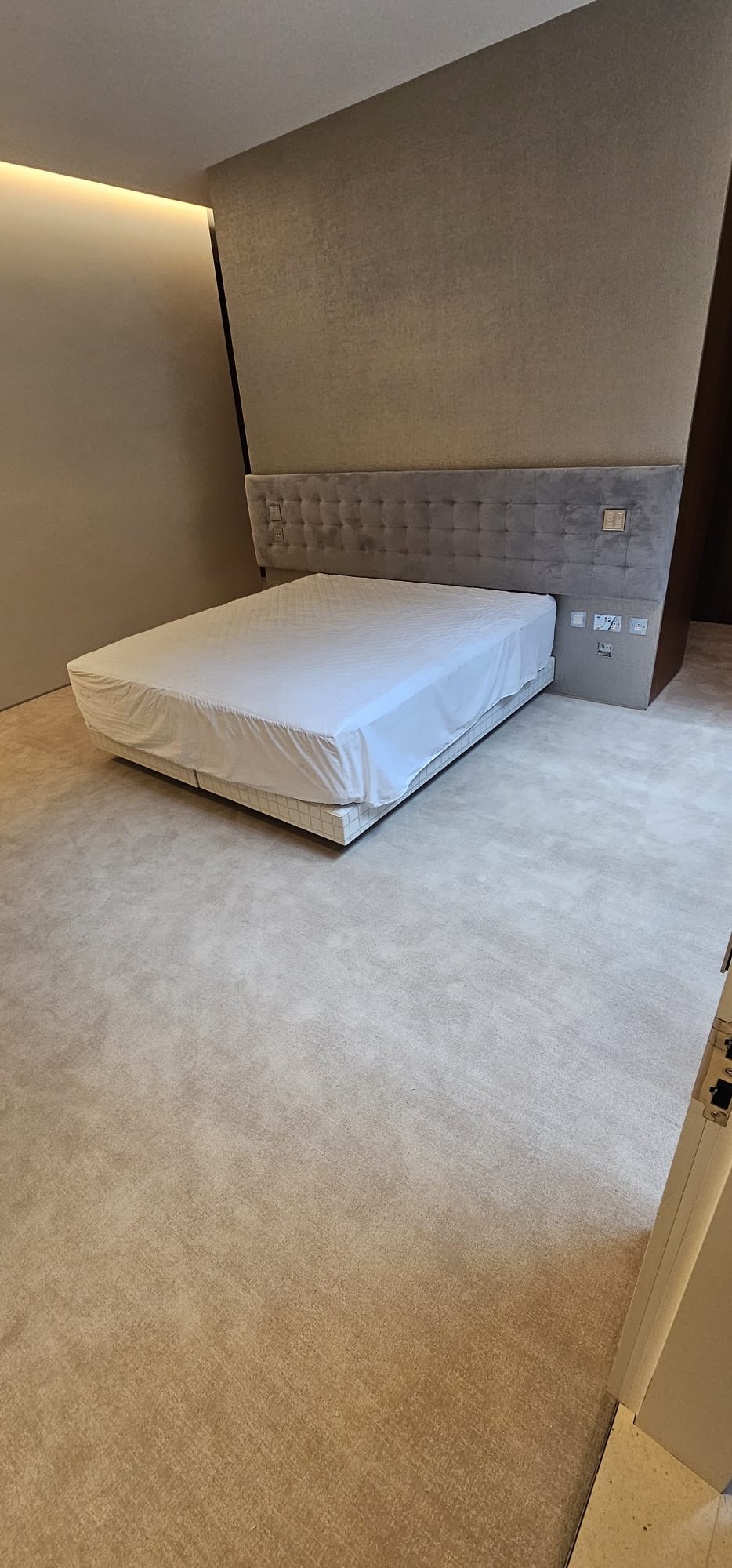 Jacaranda Carpets Willingdon Vellum installation in Kings Cross-1