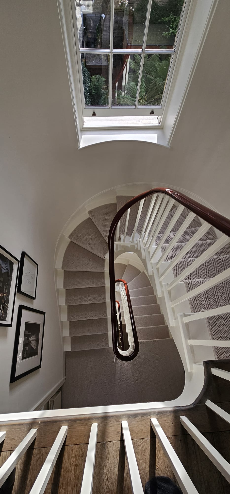 Kersaint Cobb Wool Cascade Light Cloud carpet installation in Marylebone-1