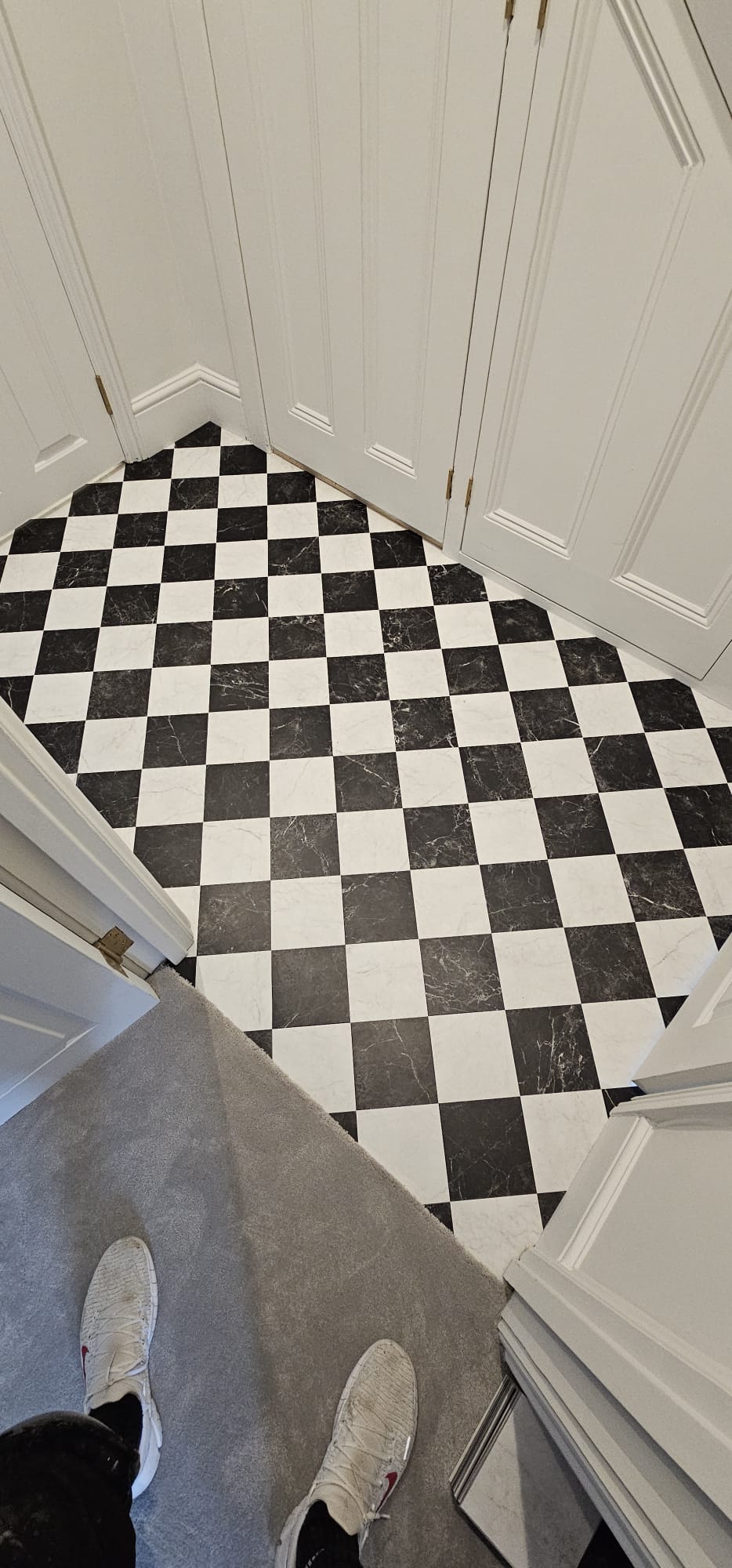 Amtico Signature Bianca Classic Marble & Nero Classic Marble installation in Lambeth-1