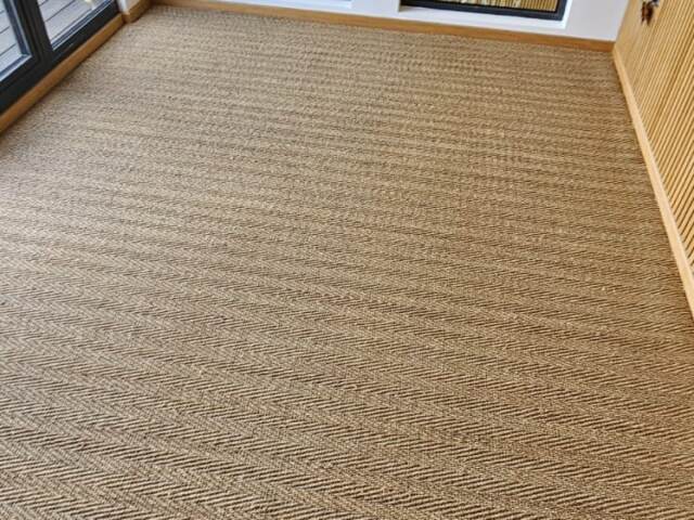 Kersaint Cobb Fine Seagrass Herringbone Natural carpet installation in Hampstead