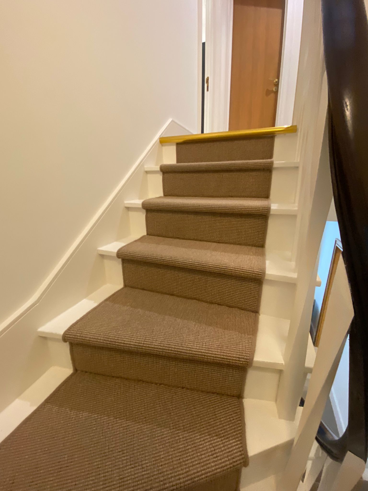 Fibre Carpets Sisal Easycare Boucle Cotswold installation in Canary Wharf-1