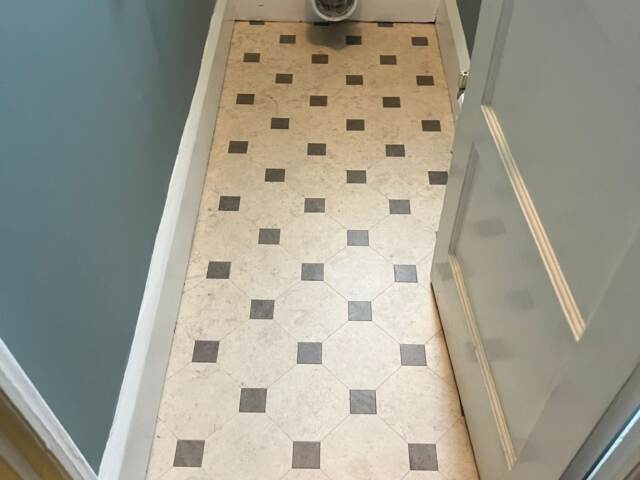 Amtico Signature Keystone Mirabelle Creme & Stria Basalt installation in Borough