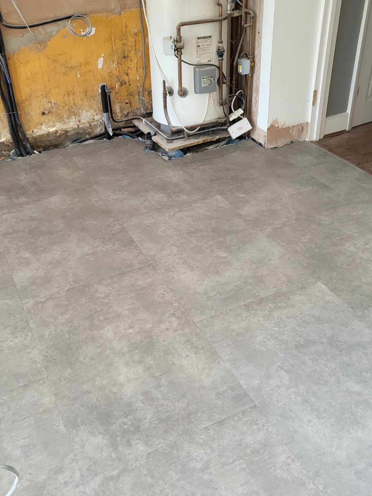 Amtico Spacia Monument Concrete installation in Shepherds Bush-1