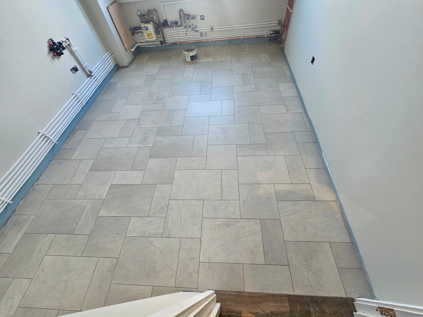 Amtico Form Sepia FP107 installation in Acton-2