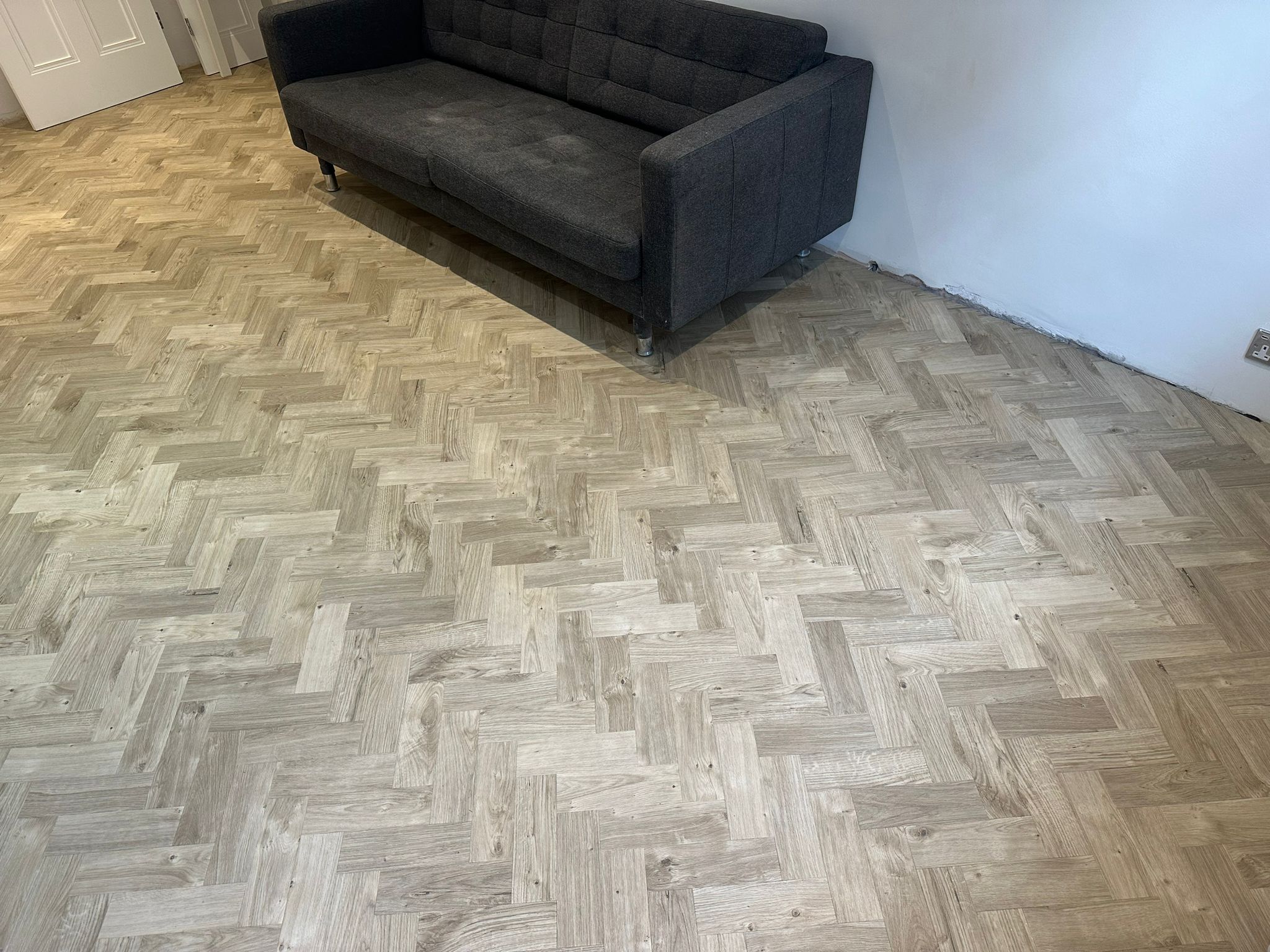 Amtico Spacia Sun Bleached Oak installation in Farringdon-0