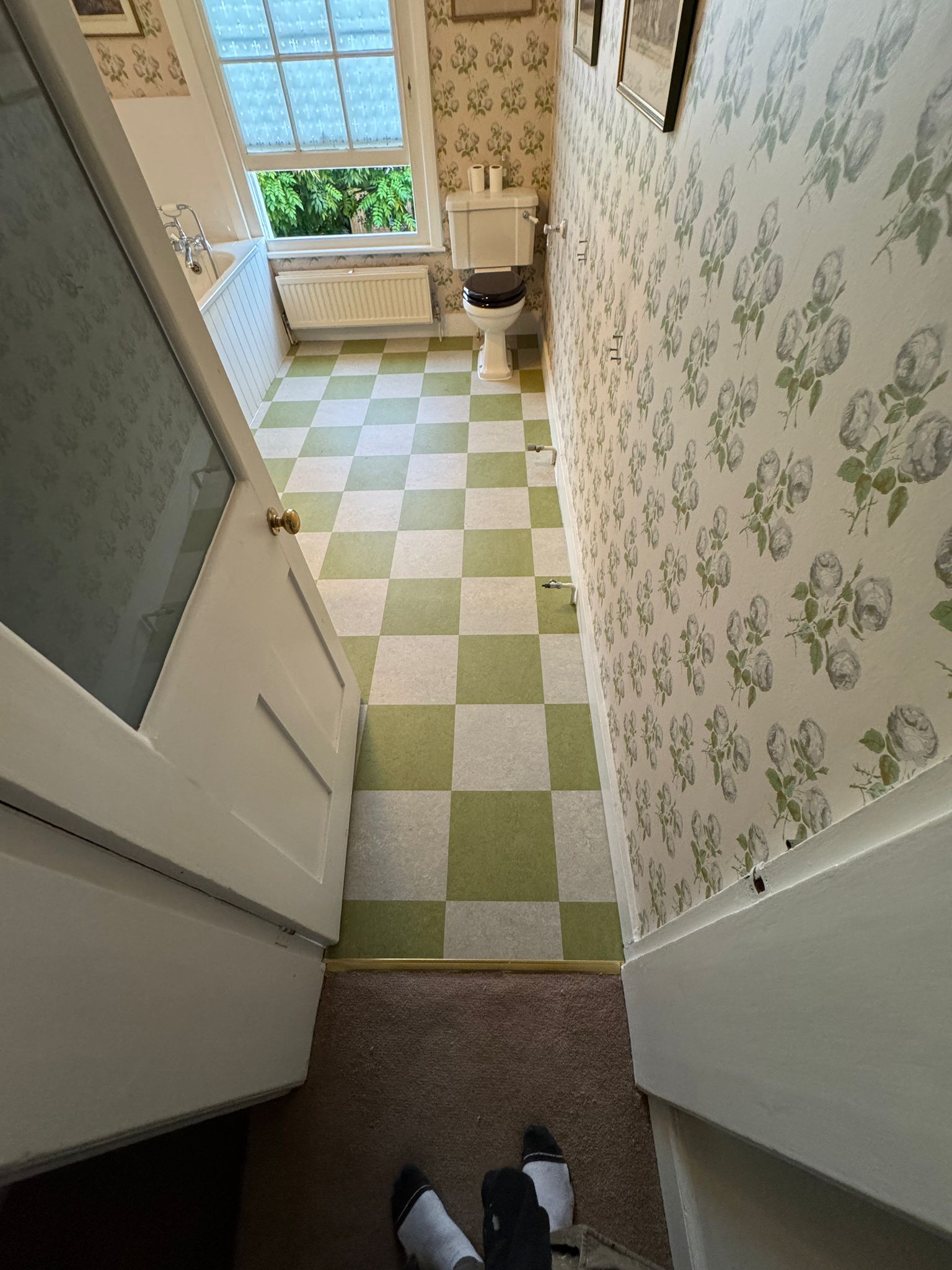 Marmoleum Real Concrete 3136 & Marmoleum Fresco Alvarado 3265 tiles installation in Hampstead-0