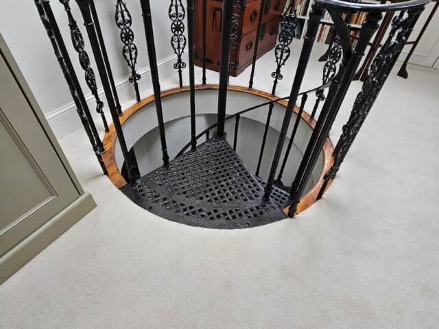 Westex Flooring Ultima Twist Major Chalk carpet installation in Barnes