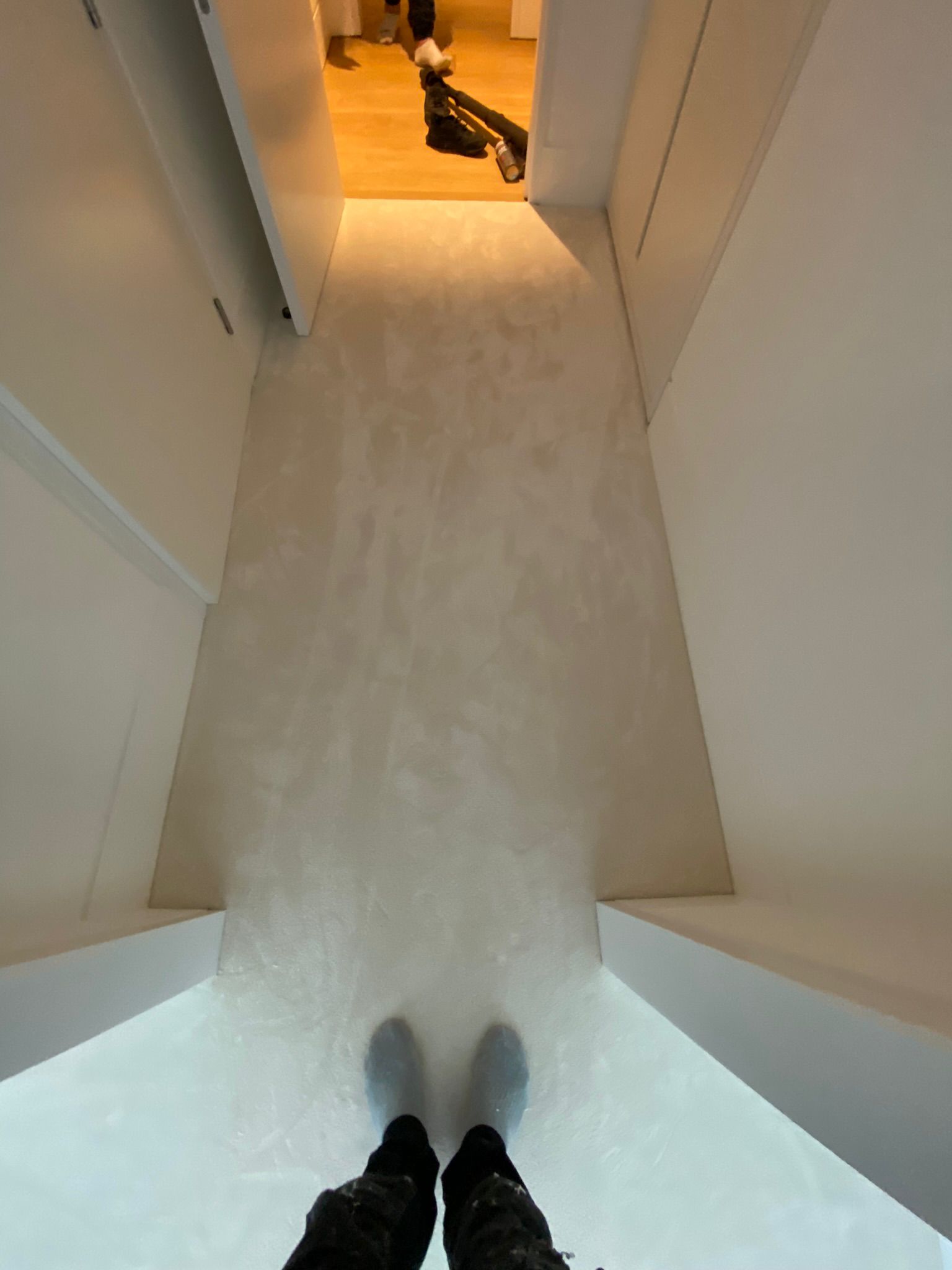 Sylka Carpets Opulence Snow Drift installation