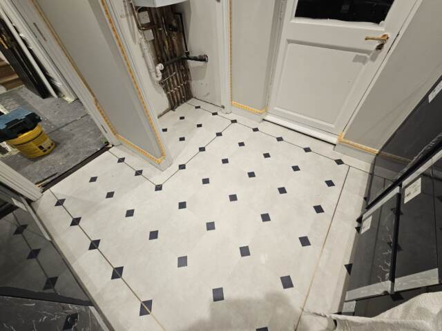 Amtico Signature Bianca Classic & Nero Classic installation in Mayfair