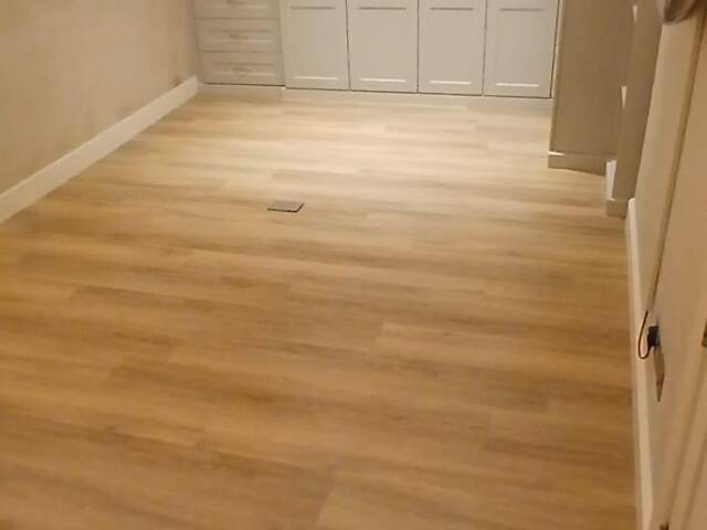 Amtico Signature Buxton Oak fitting in Acton