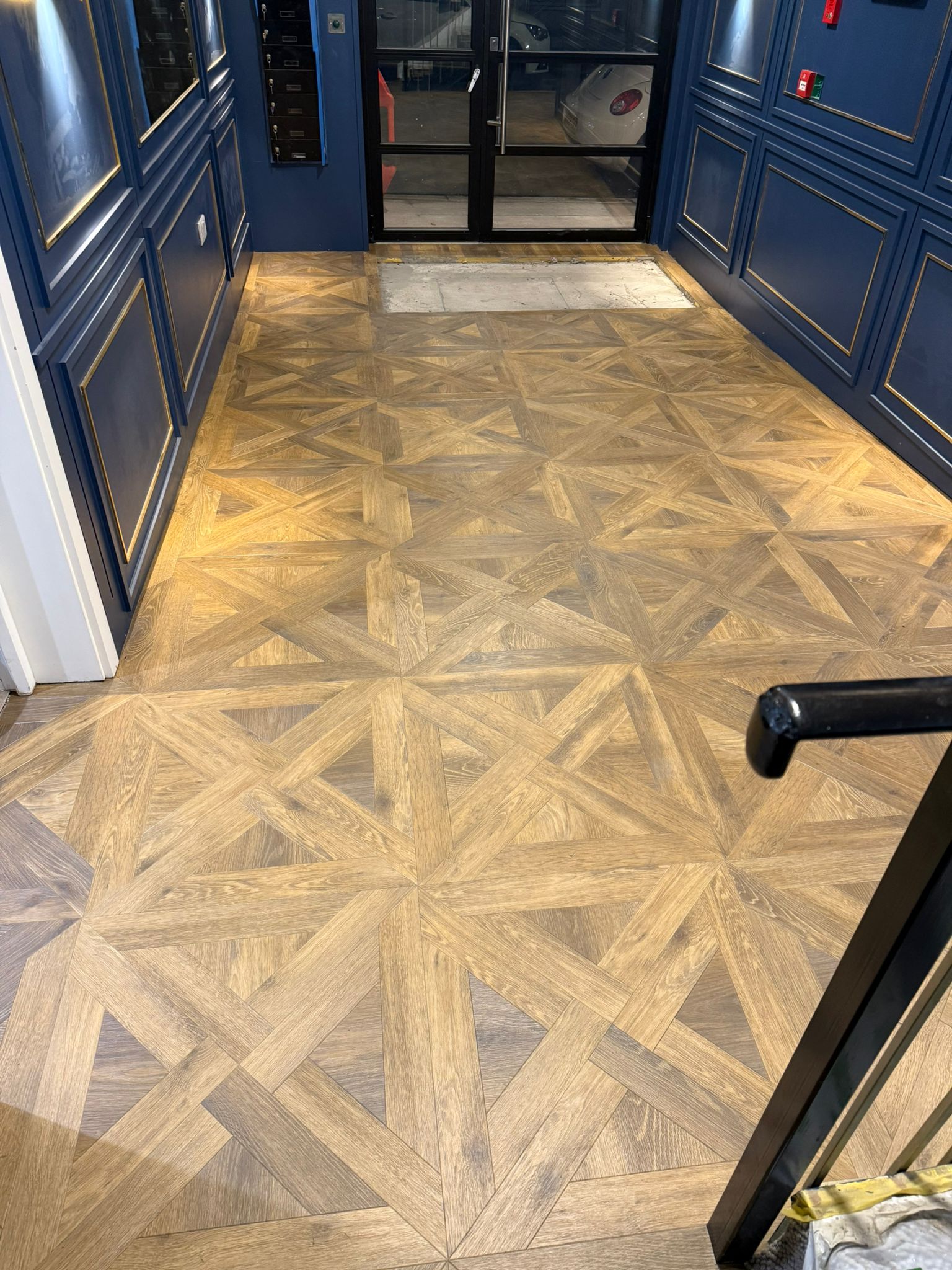 Amtico Signature French Weave DC550 installation in Kensington-3