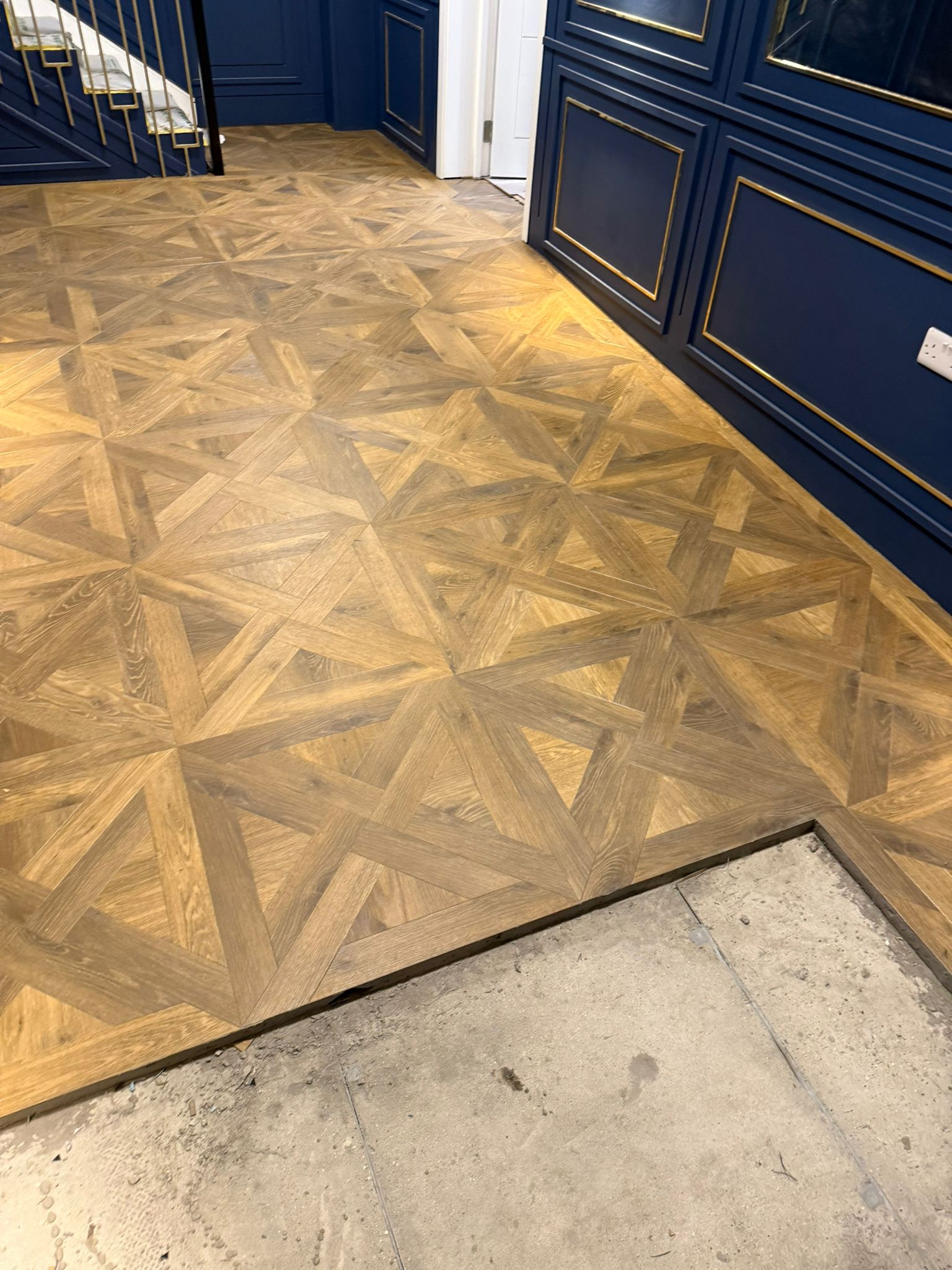 Amtico Signature French Weave DC550 installation in Kensington-6