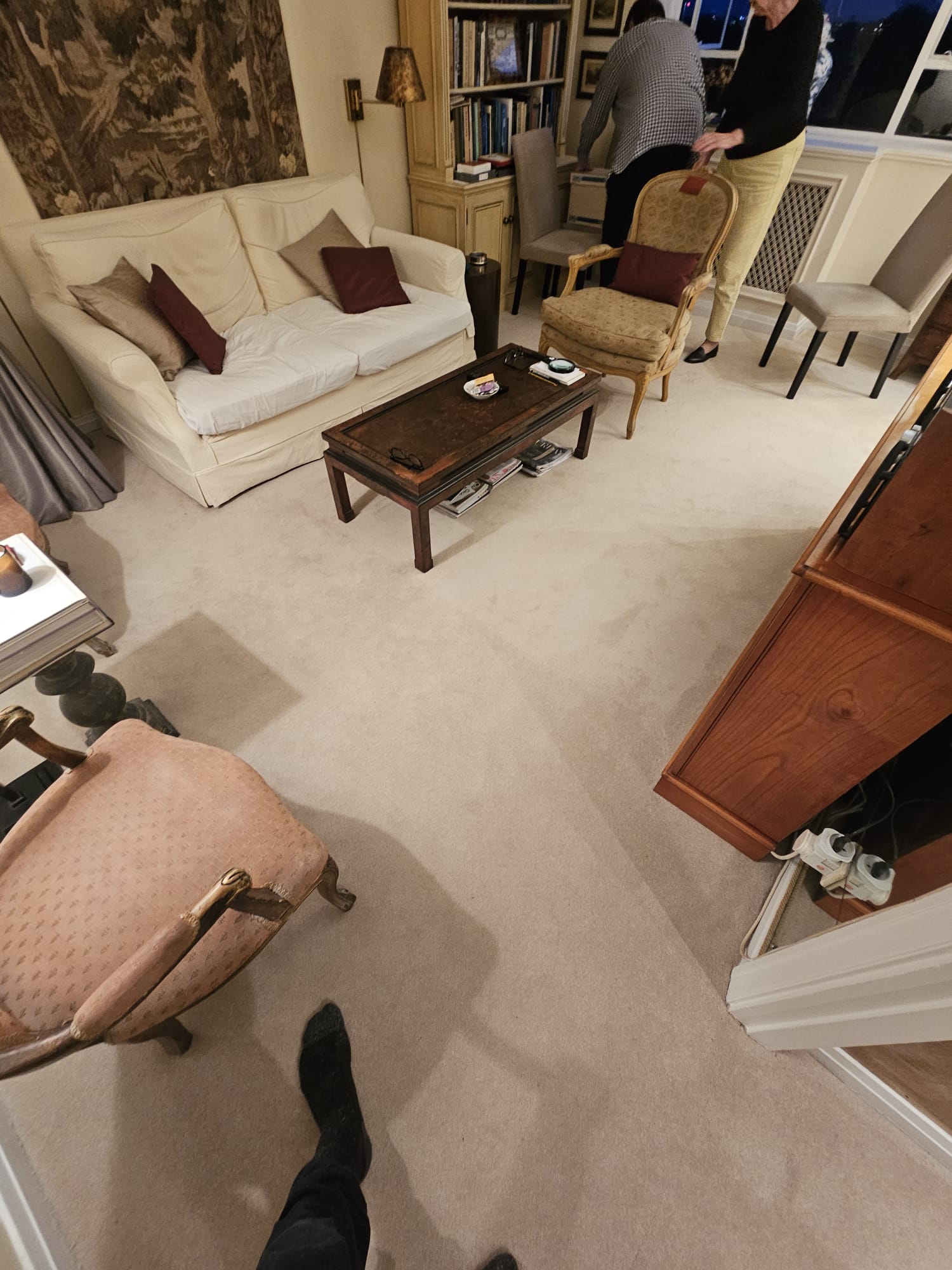 Cavalier Carpets Cartouche Canvas installation in Farringdon-3