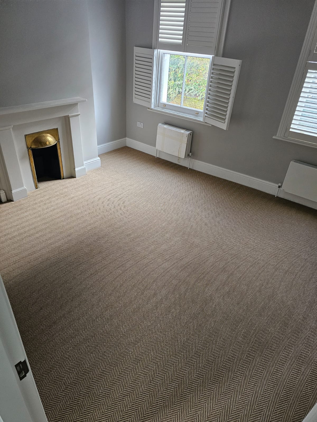 Unnatural Flooring New England Woodstock carpet fitting in Pimlico&#8211;3