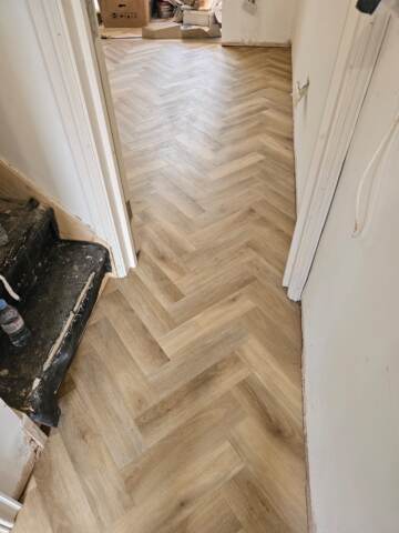 Amtico Signature Buxton Oak installation in-5